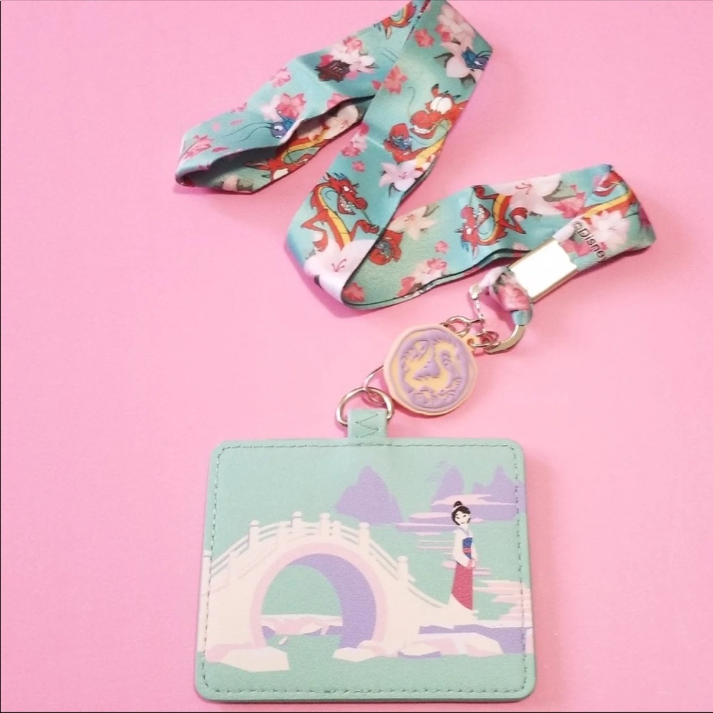 New loungefly mulan cardholder